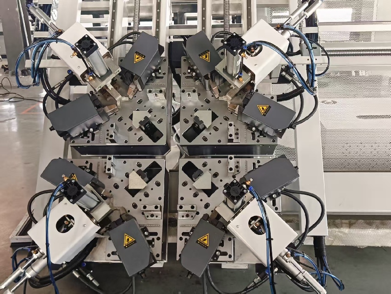 оконная машина.jpg